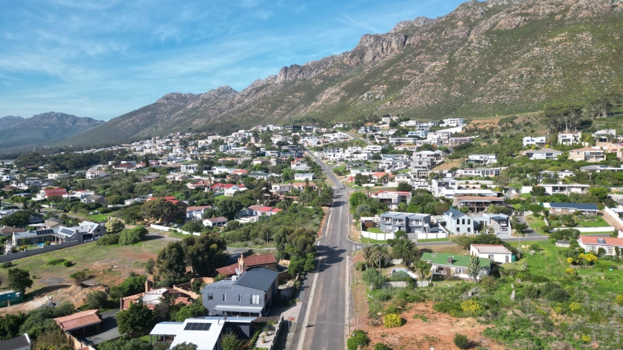0 Bedroom Property for Sale in Mountainside Western Cape
